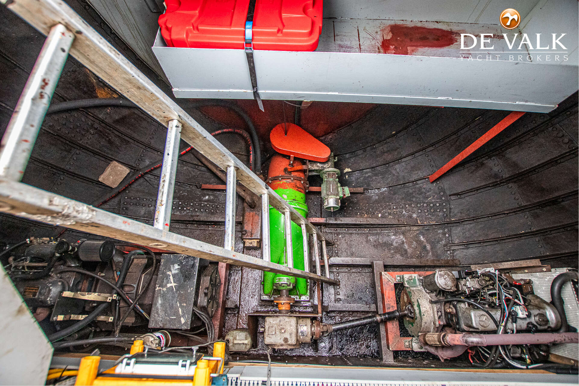 Luxe motor 28M — foto 44 van 44