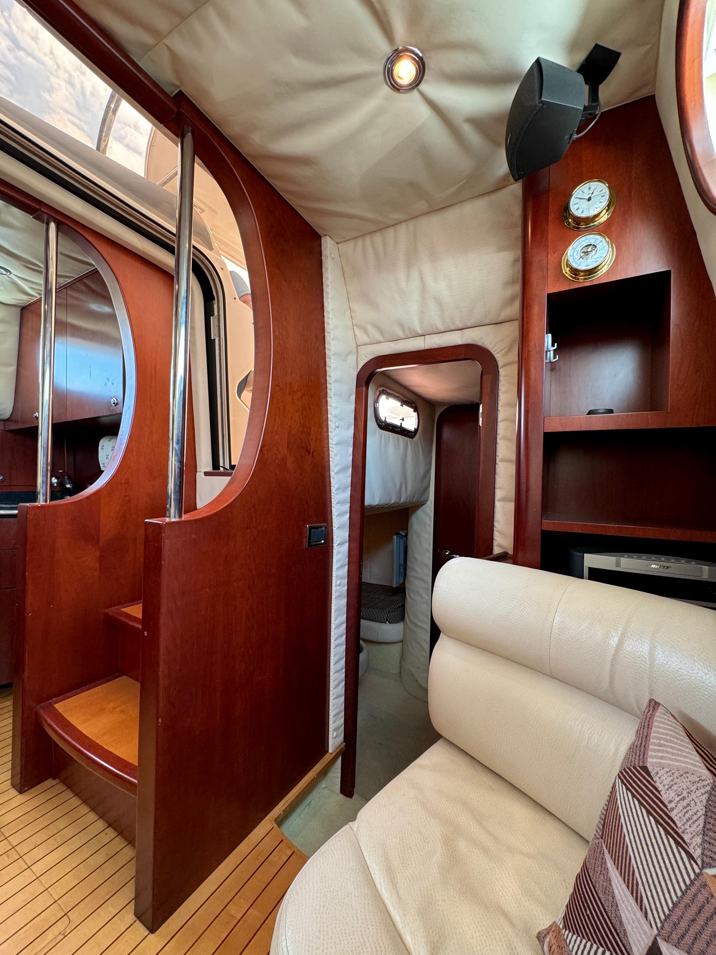 Chris-Craft Roamer 40 Lobster — foto 13 van 67