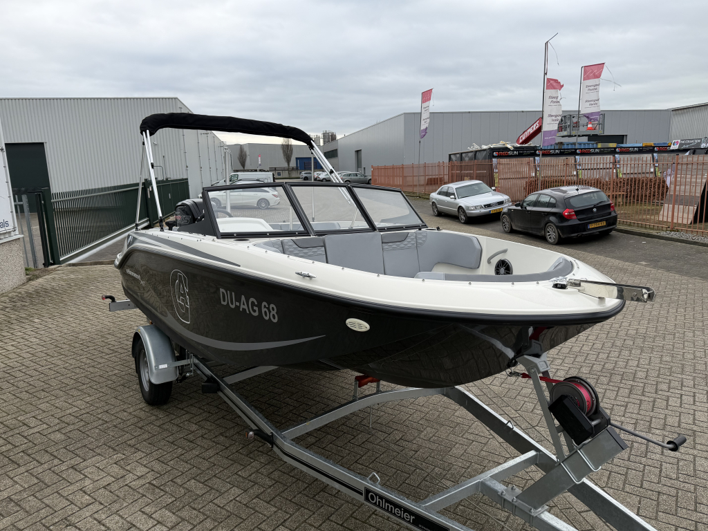 Bayliner Element M17 met Mercury 115pk Pro XS — foto 11 van 32