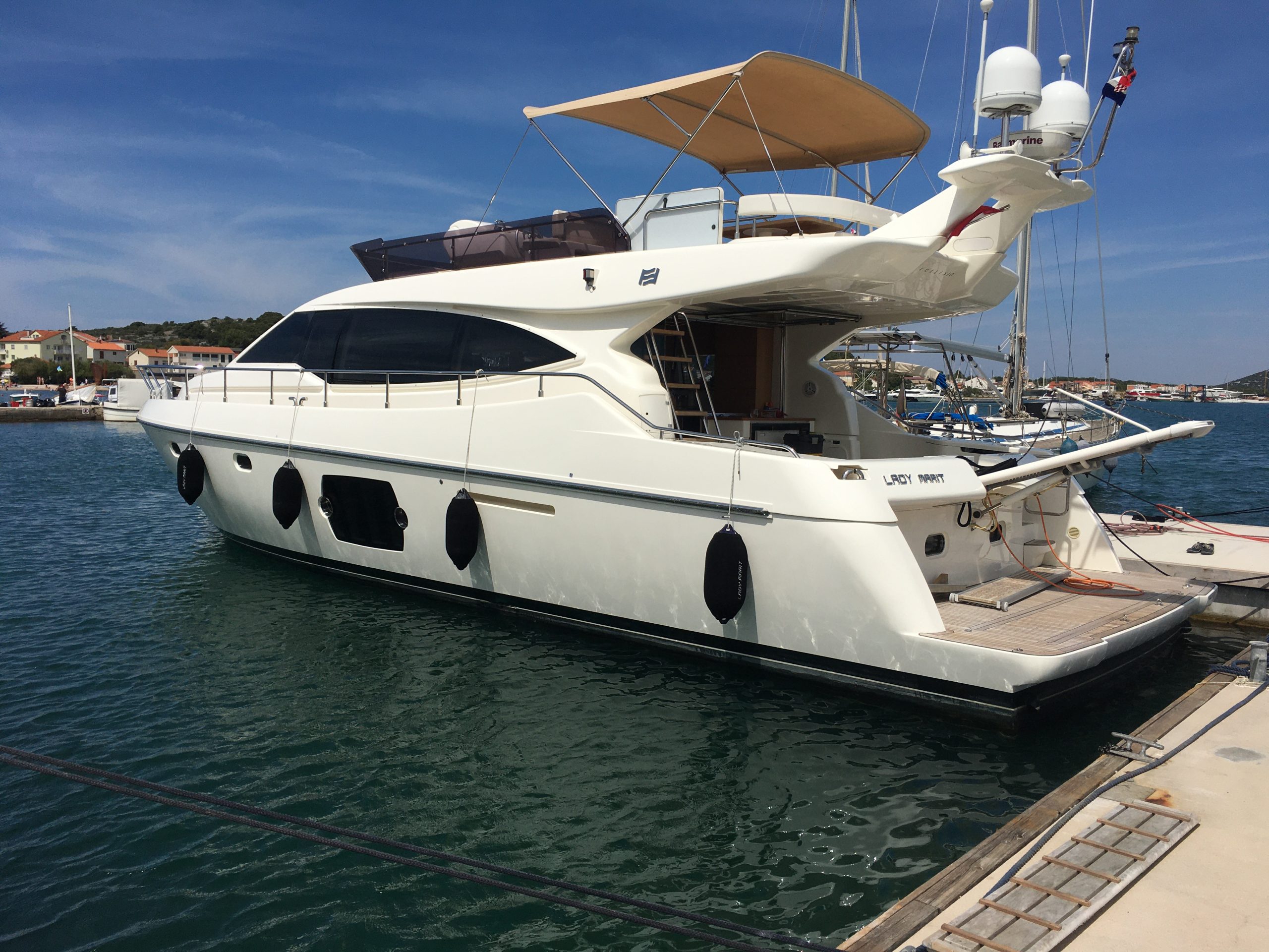 Ferretti 510 — foto 2 van 12