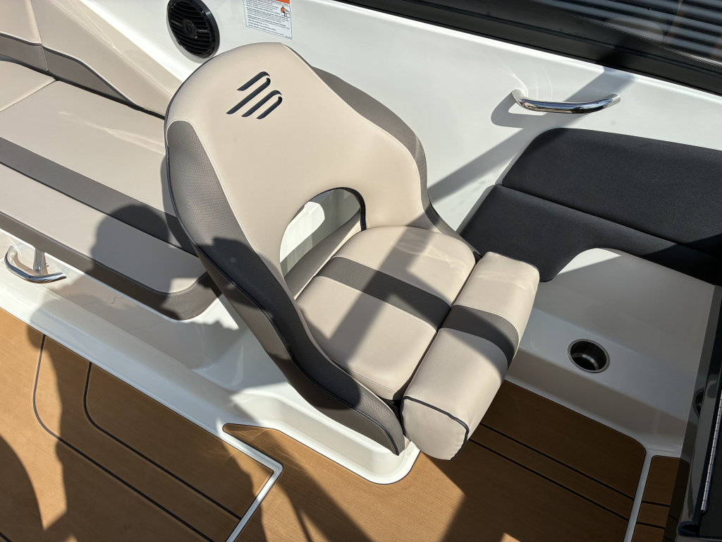 Bayliner V20 — foto 8 van 17