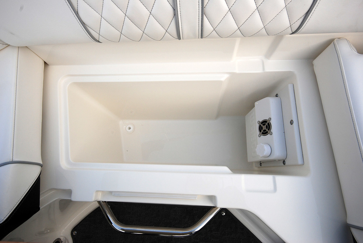Sea Ray Sun Sport 250 — foto 52 van 73