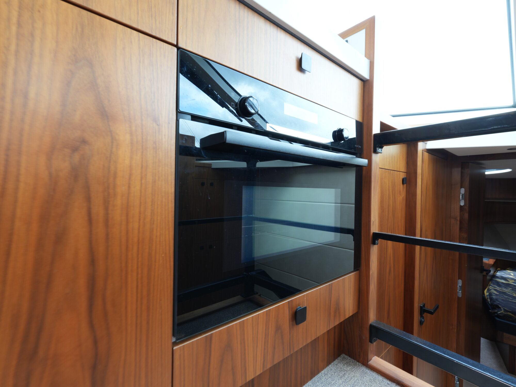 Van den Hoven Executive 15.00 MK II — foto 41 van 70