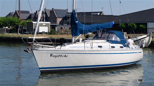 Bavaria 320 Sportline (1991) — foto 7 van 12