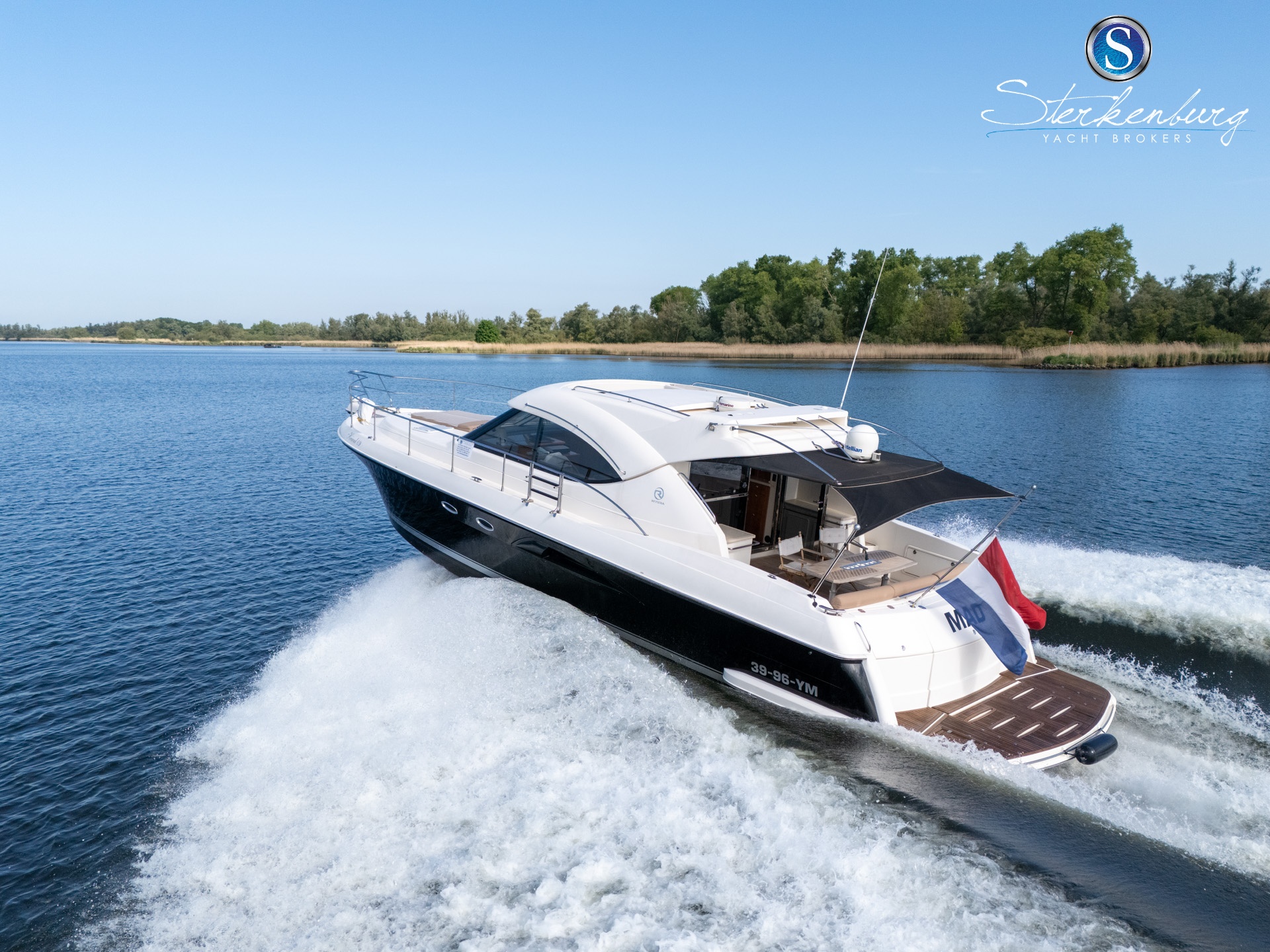 Rivièra 4700 Sport Yacht — foto 7 van 38