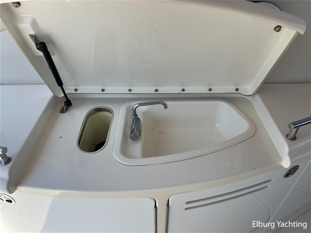 Sea Ray 540 DA — foto 11 van 62