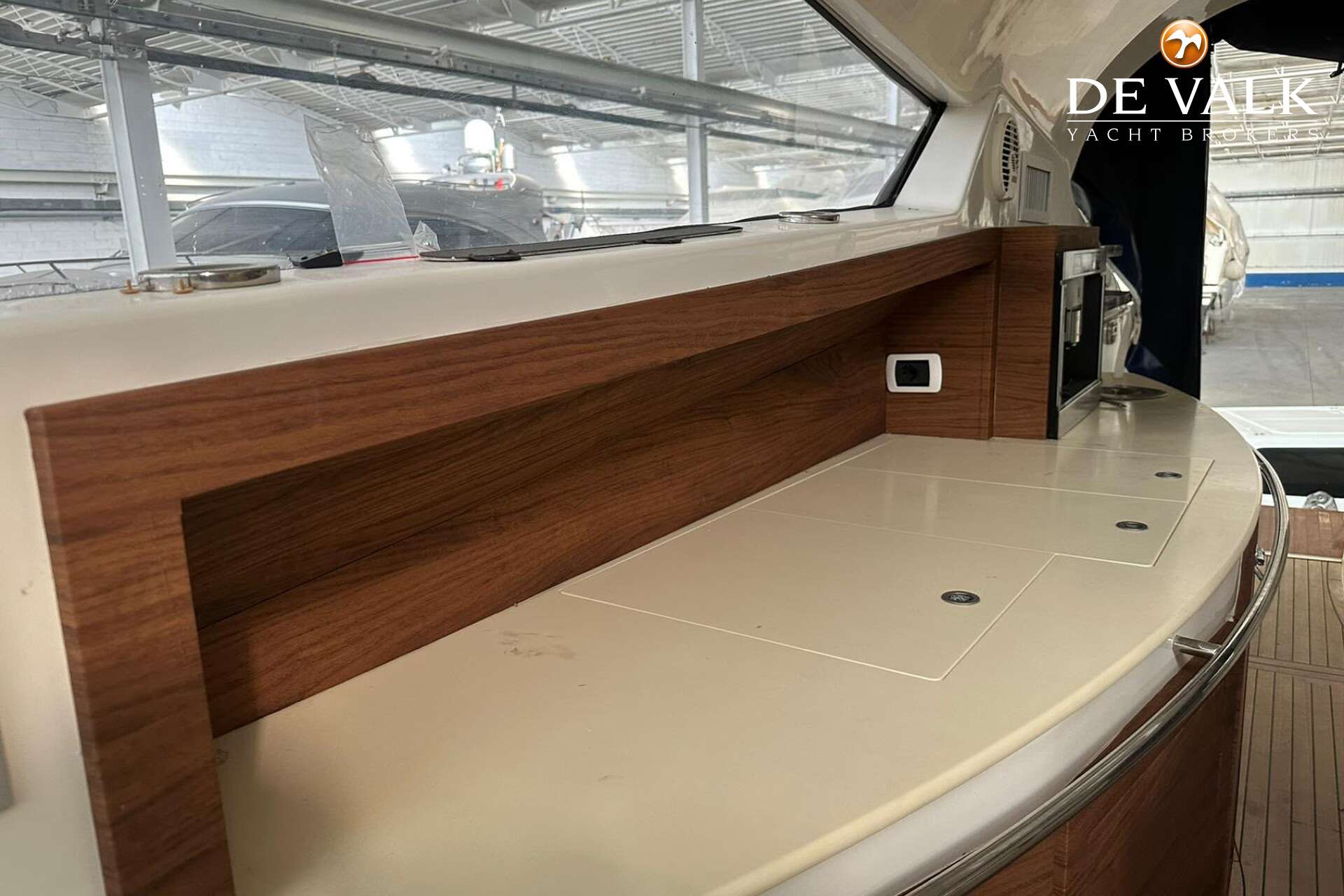 Primatist G46 — foto 9 van 34