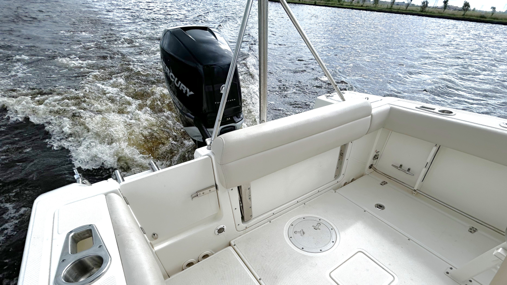 Boston Whaler 230 Outrage — foto 12 van 37