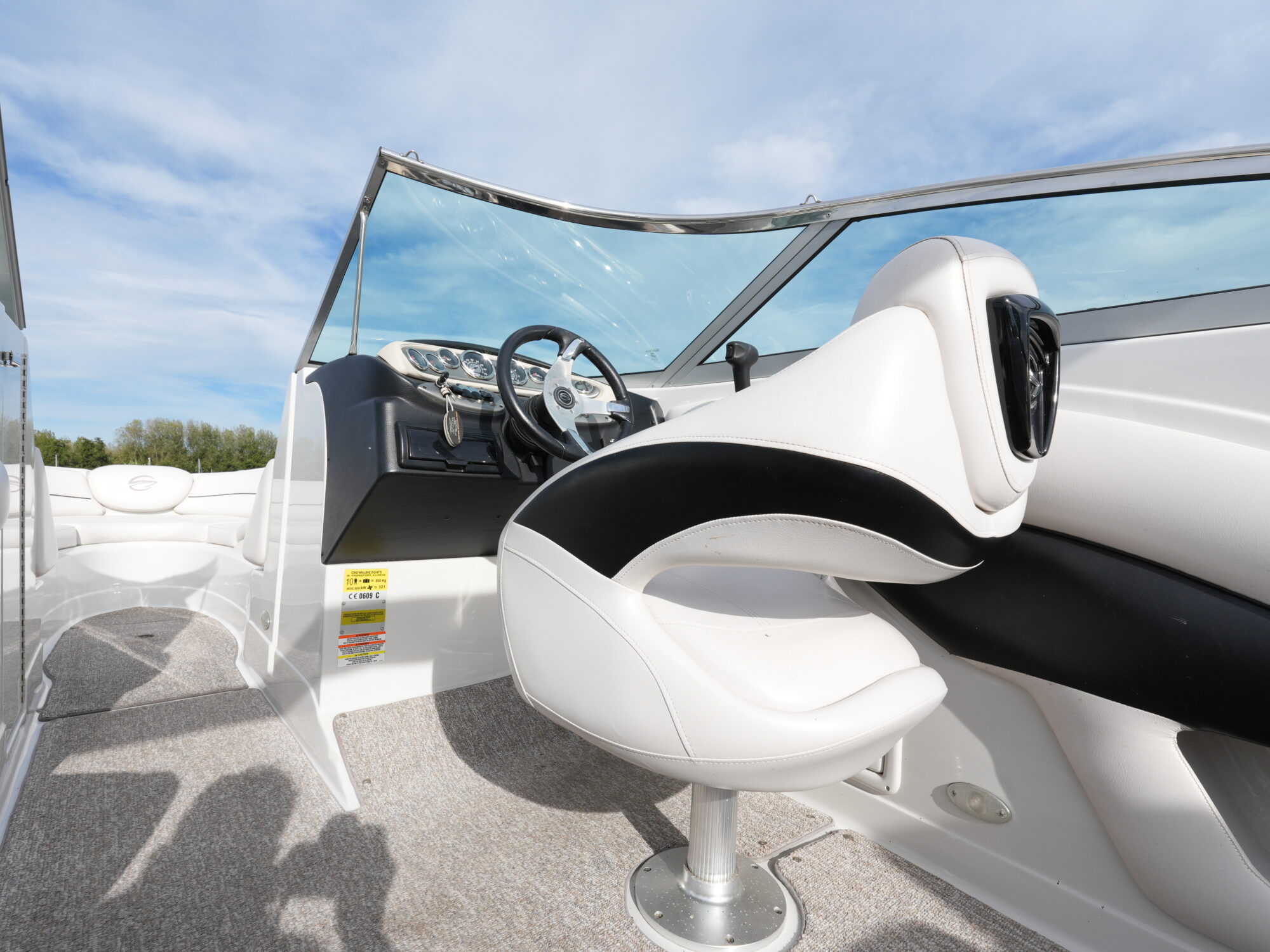 Crownline 265 SS — foto 17 van 30