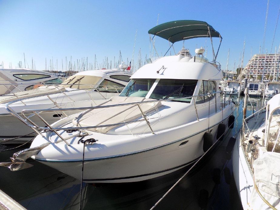 Jeannaeu Prestige 32 Fly — foto 1 van 1
