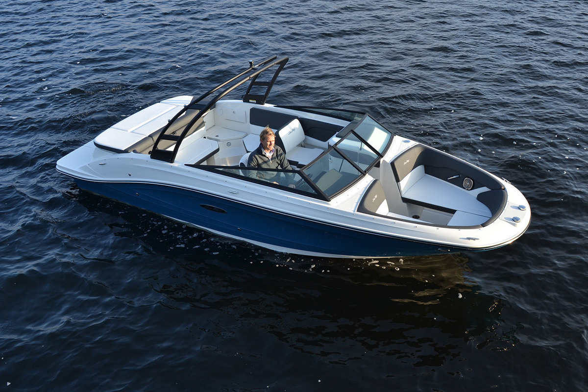 Sea Ray SPX 230 — foto 5 van 42