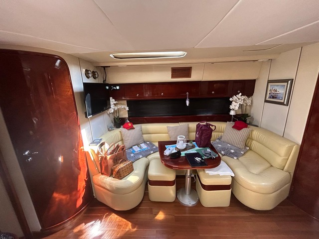 Princess V52 - BluYachting — foto 3 van 12