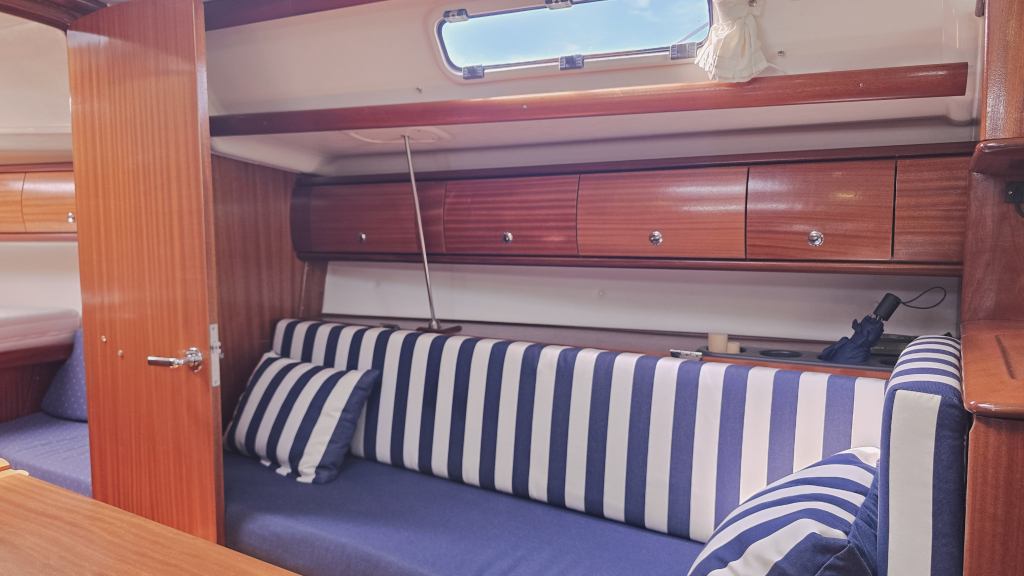 Bavaria  36 Cruiser — foto 25 van 38