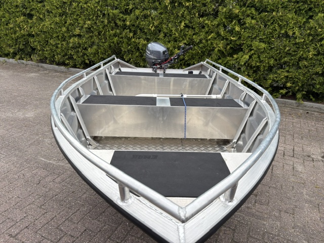Emok B400 met kussenset ( zonder motor ) — foto 5 van 13