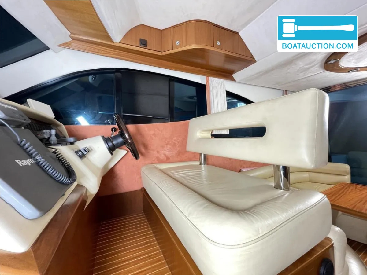 Galeon 390 FLY nu in de online veiling. — foto 3 van 35
