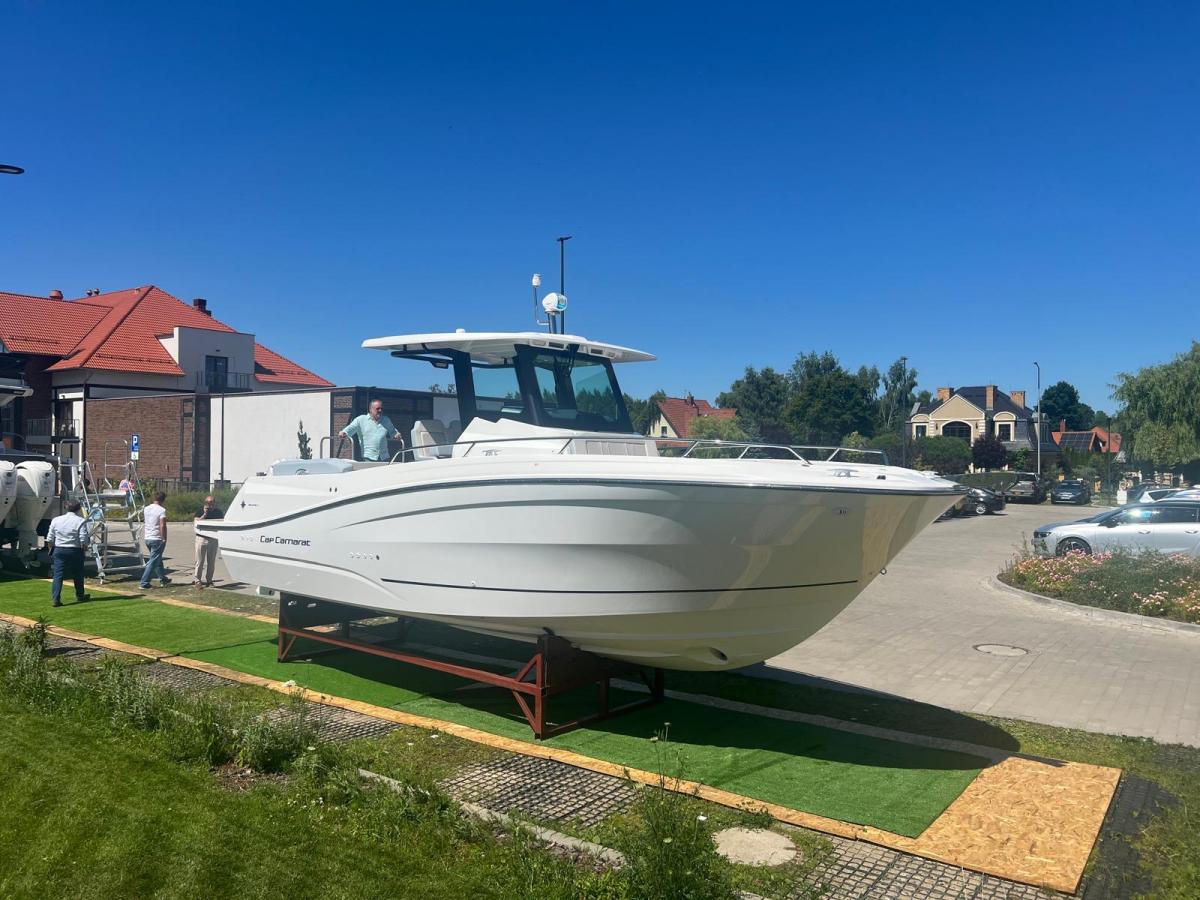 Jeanneau Cap Camarat 9.0CC S2 nieuw model! Dit schip is aanwezig op de Yamaha stand van hiswa te water 2026. — foto 33 van 33