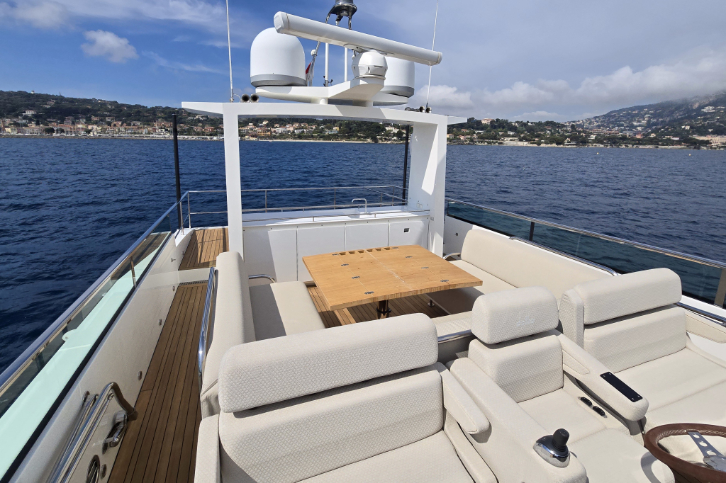 Delta Powerboats 88 Carbon — foto 12 van 75