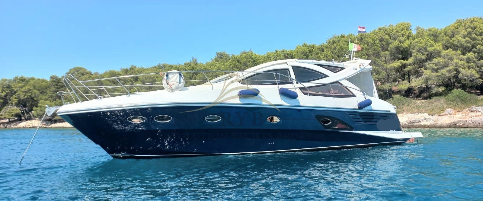 Mira 44 SC HT - BluYachting — foto 1 van 5