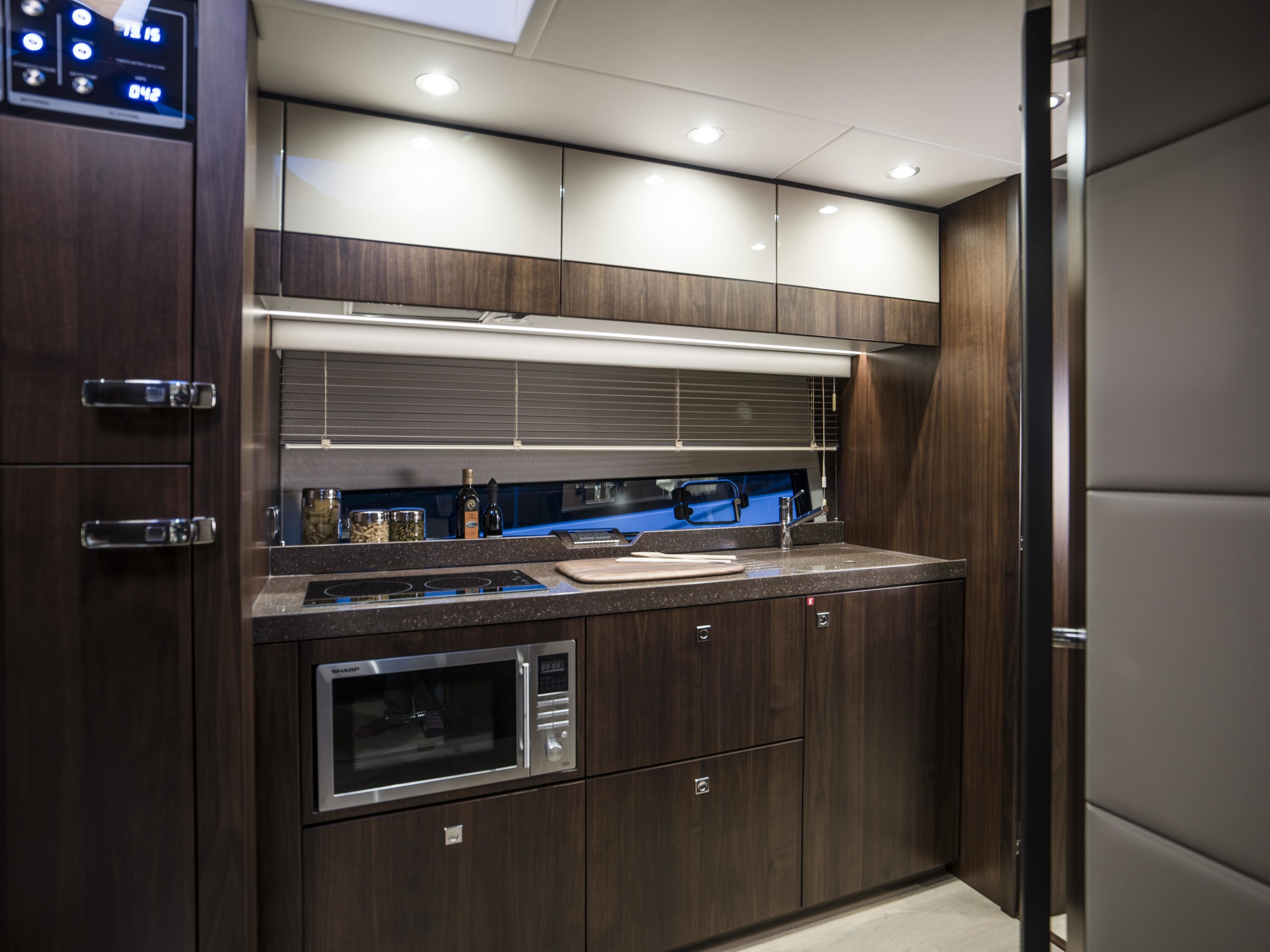 Fairline Squadron 50 — foto 18 van 52