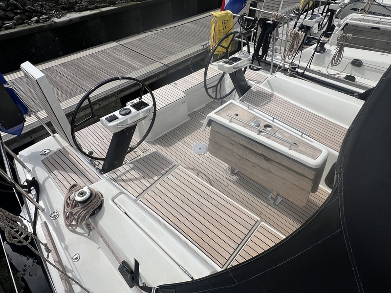 Dufour 360 GL — foto 31 van 45