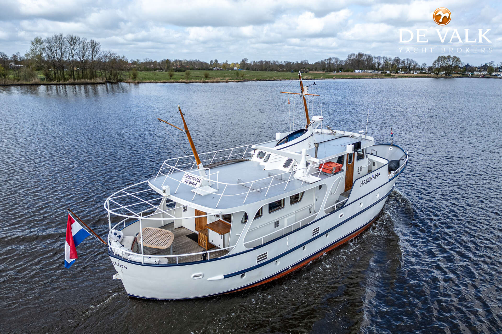 Round Bilged Motor Kotter — foto 18 van 44