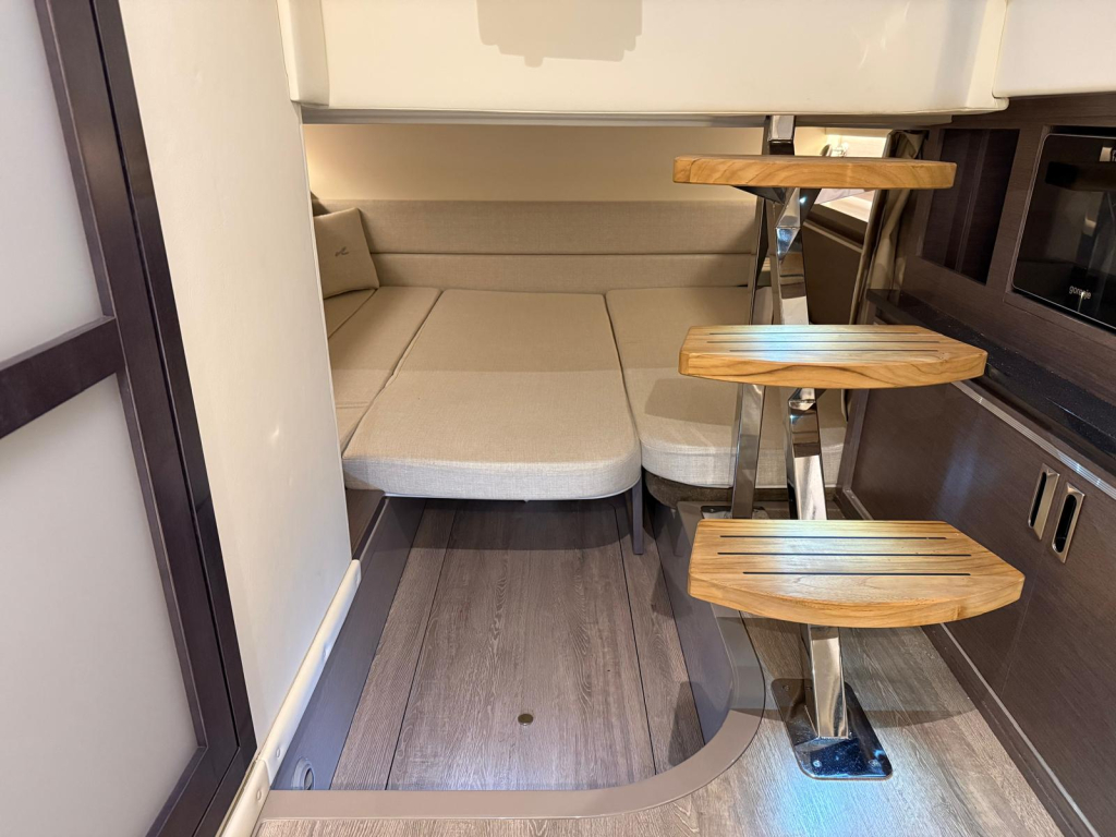 Sea Ray Sundancer 320 — foto 23 van 39