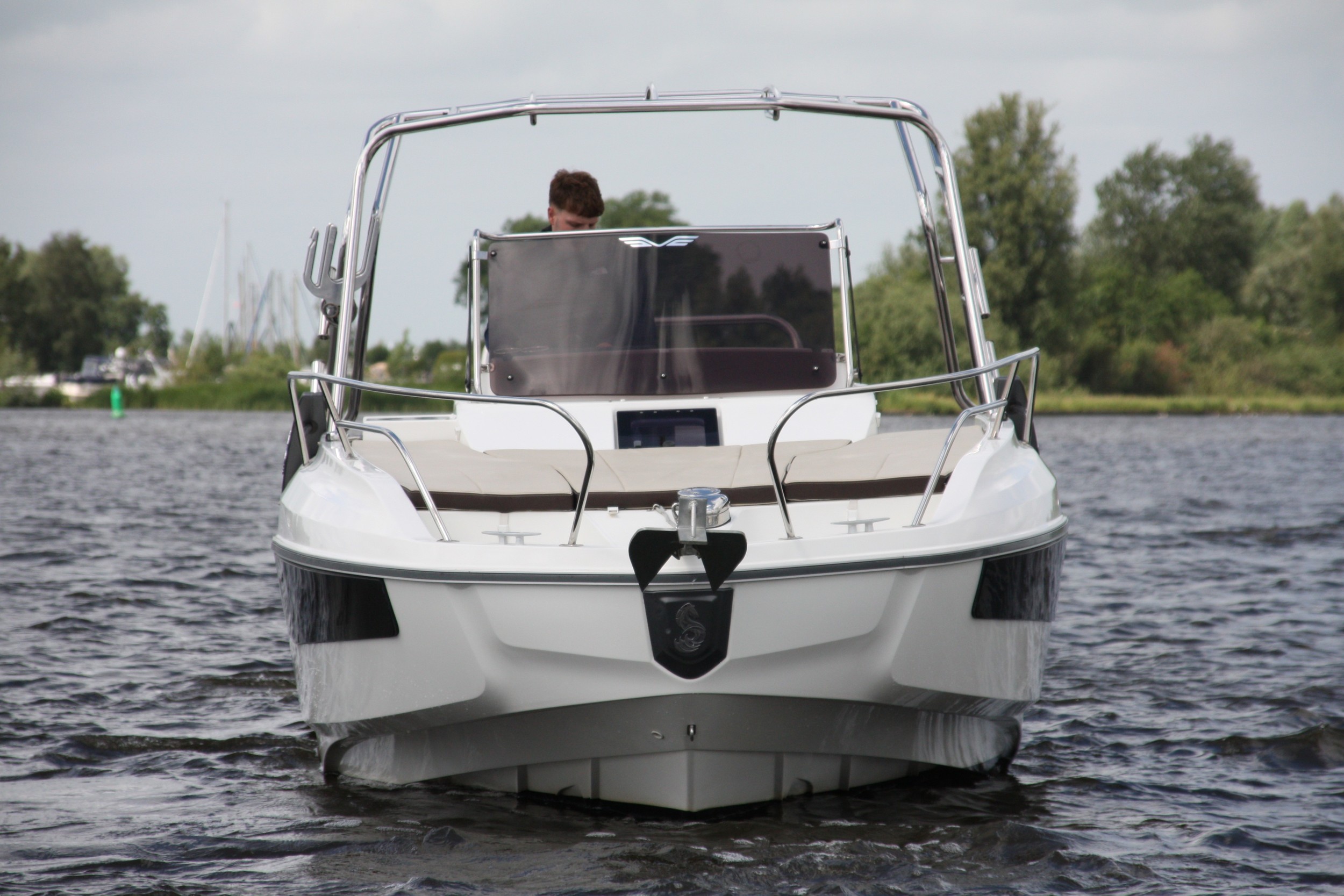 Beneteau Flyer 7.7 SUNdeck — foto 2 van 30