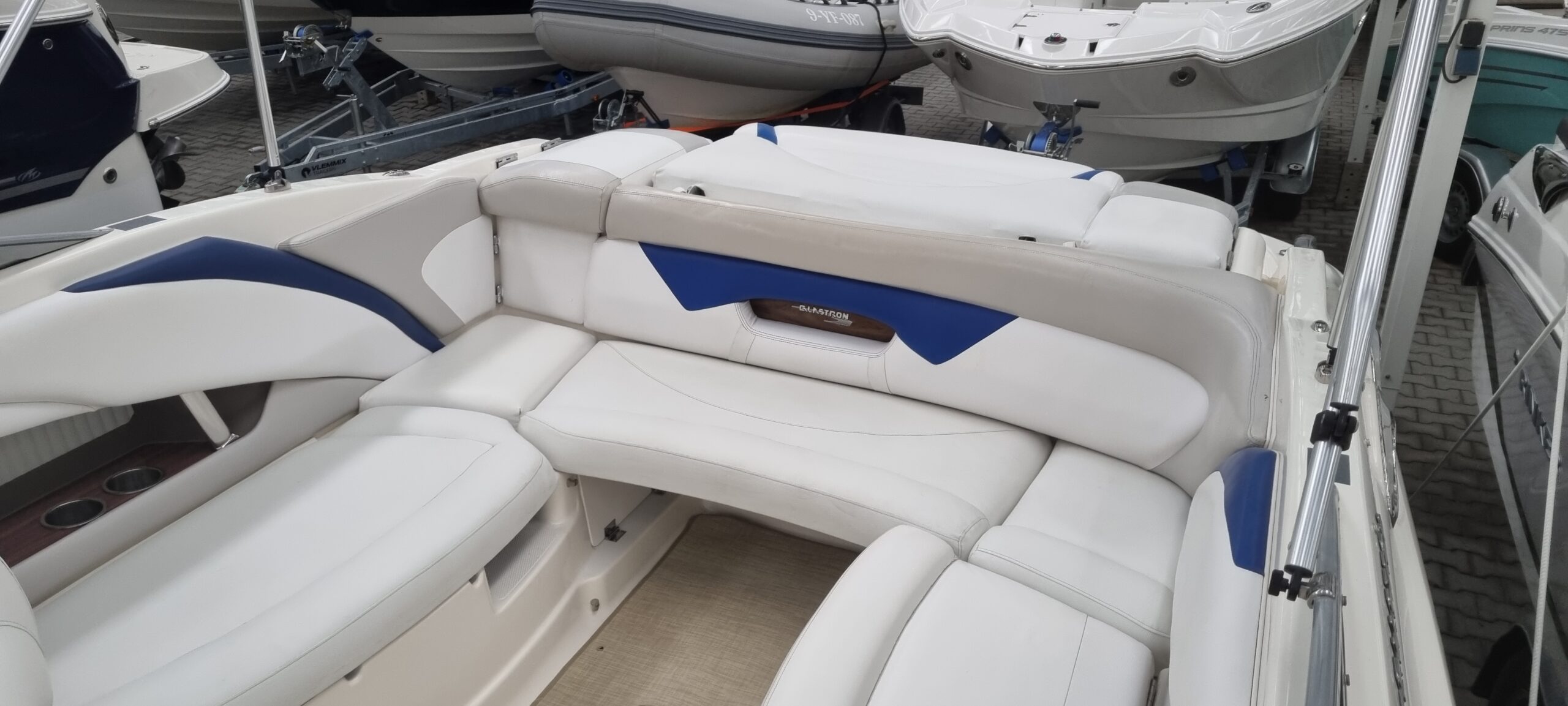 Glastron 255 — foto 9 van 11