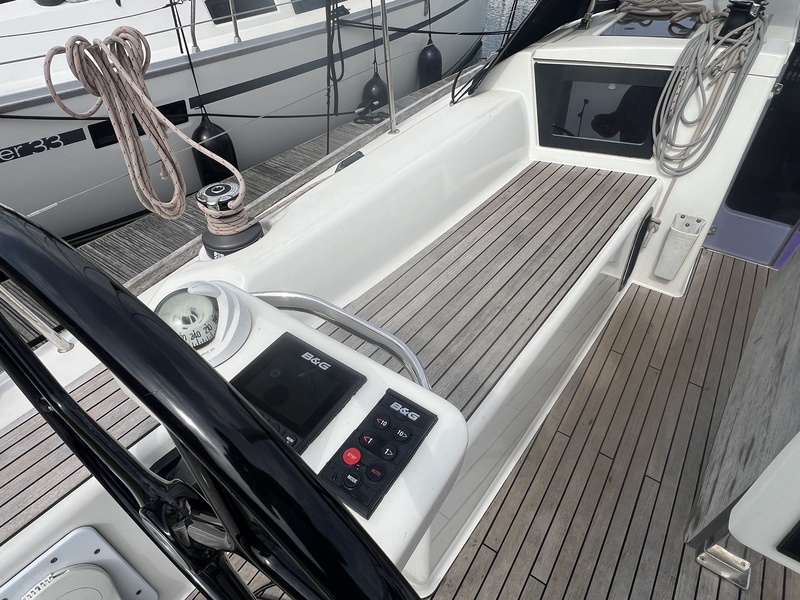 Dufour 360 GL — foto 38 van 46