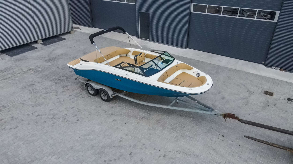 Sea Ray SPX 210 — foto 30 van 37