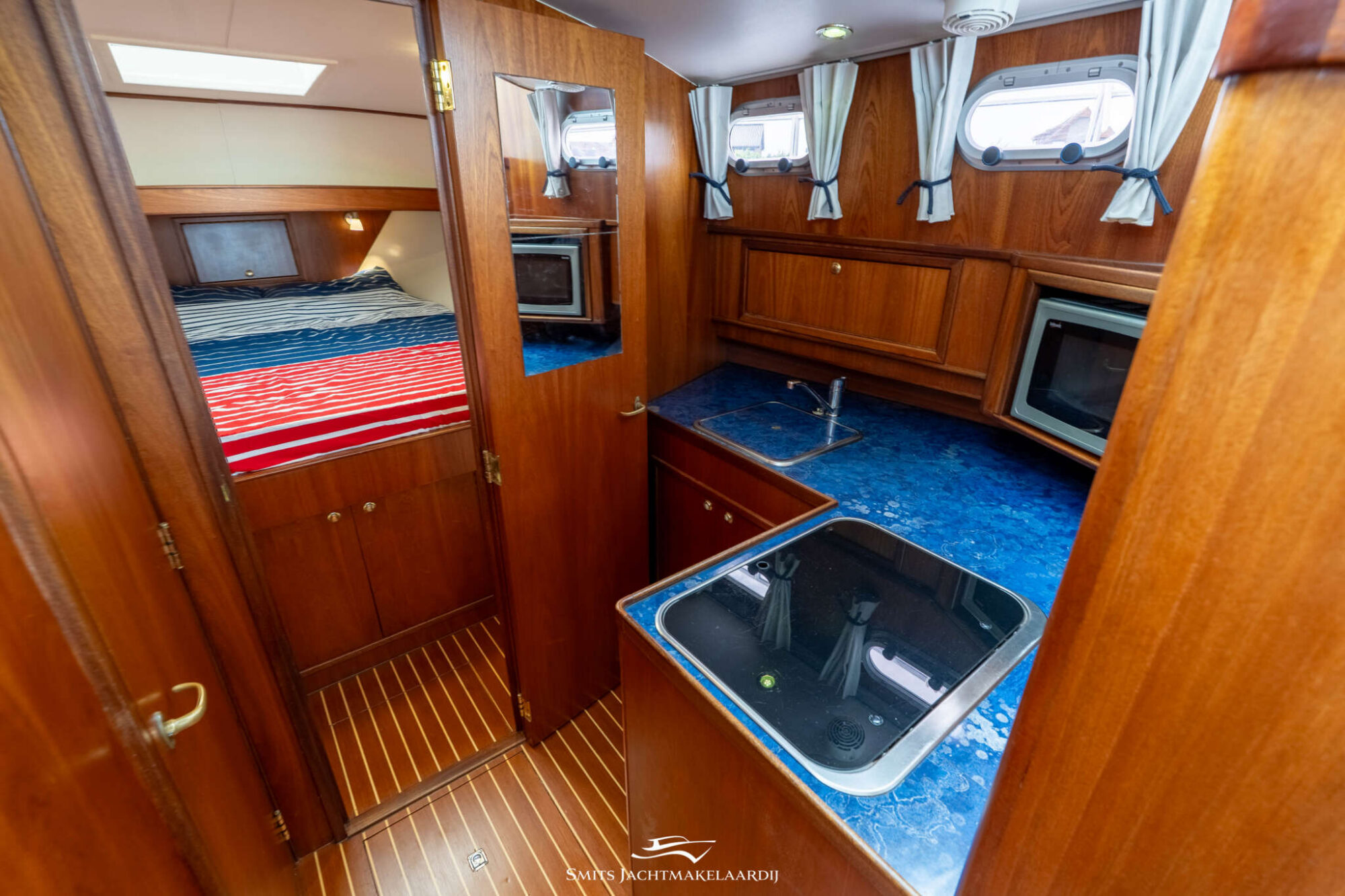 Bach Yacht 35 OK — foto 10 van 29