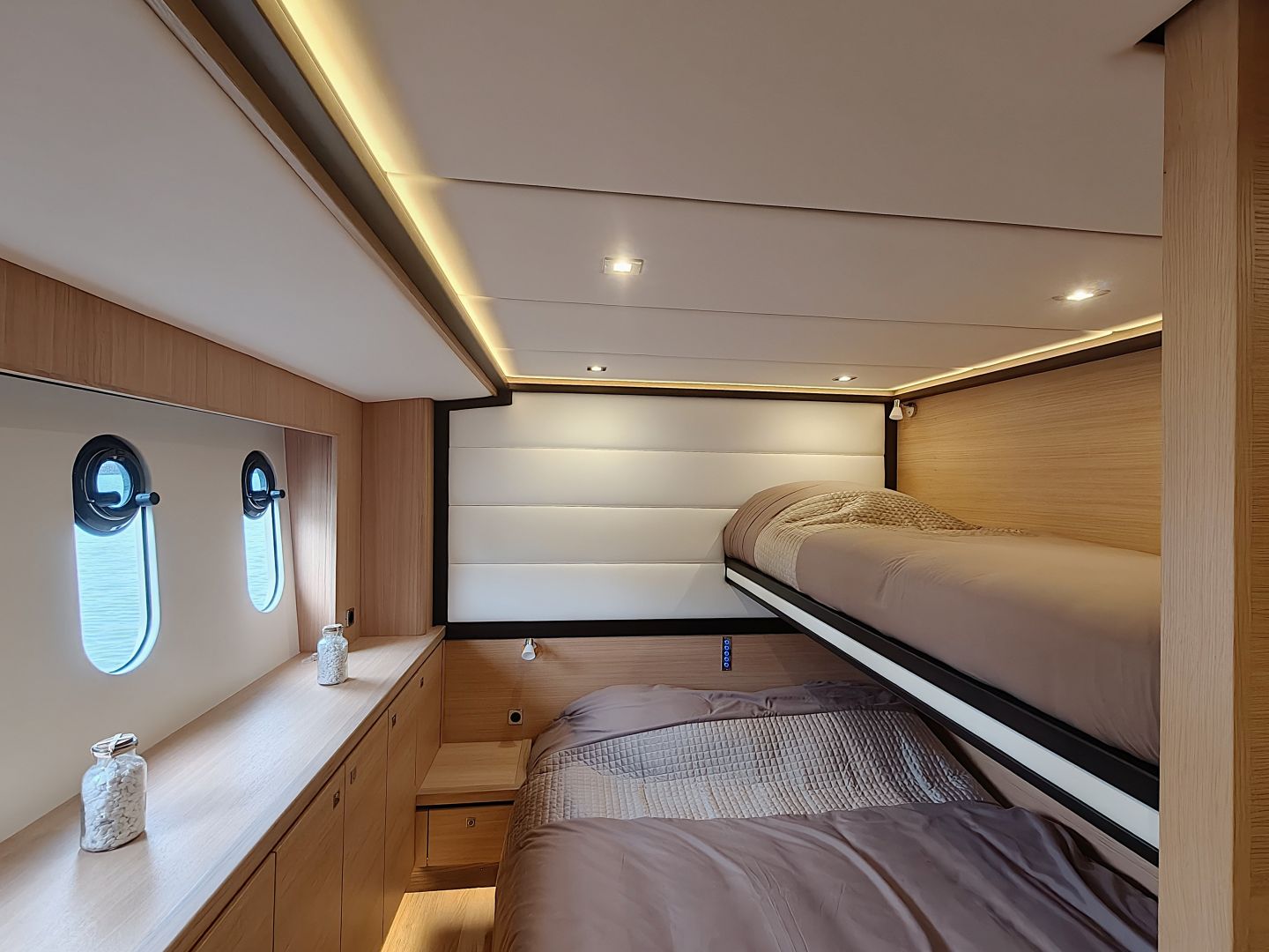 De Alm Grand Voyager 65 — foto 44 van 66