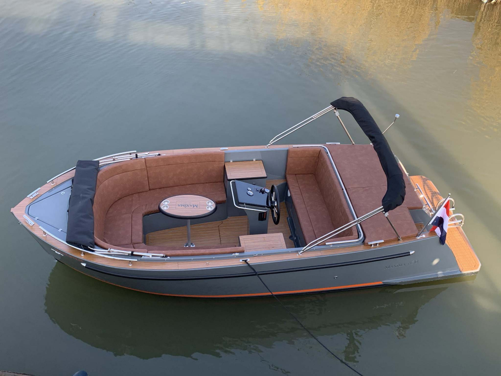 Maxima 630 Tender | Zelf samenstellen vanaf €31.950,- — foto 3 van 8