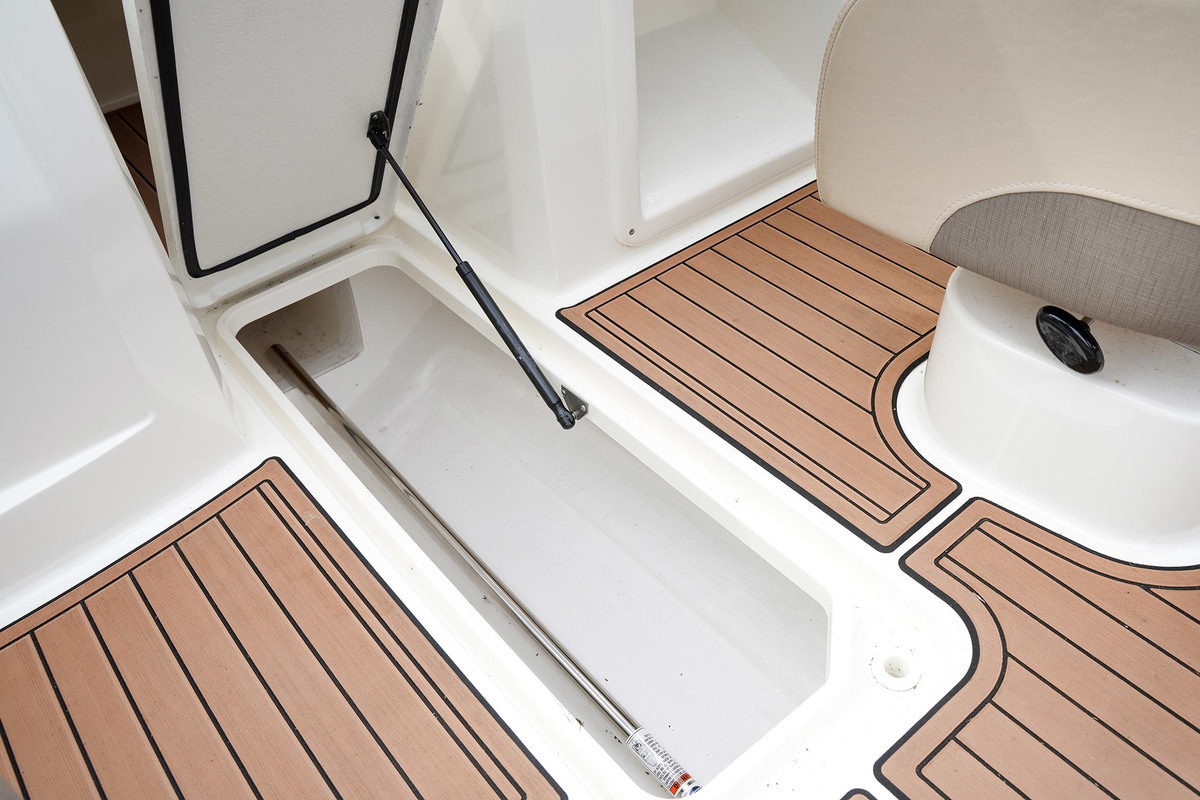 Bayliner VR4 — foto 31 van 36