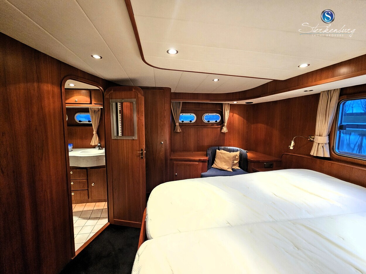 Pacific 155 Allure — foto 41 van 48