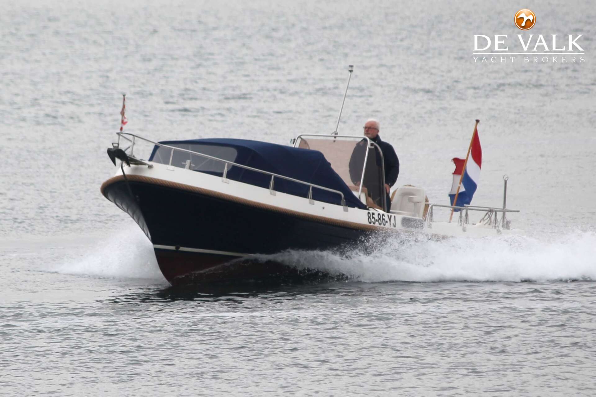 Bellus 750 — foto 2 van 28