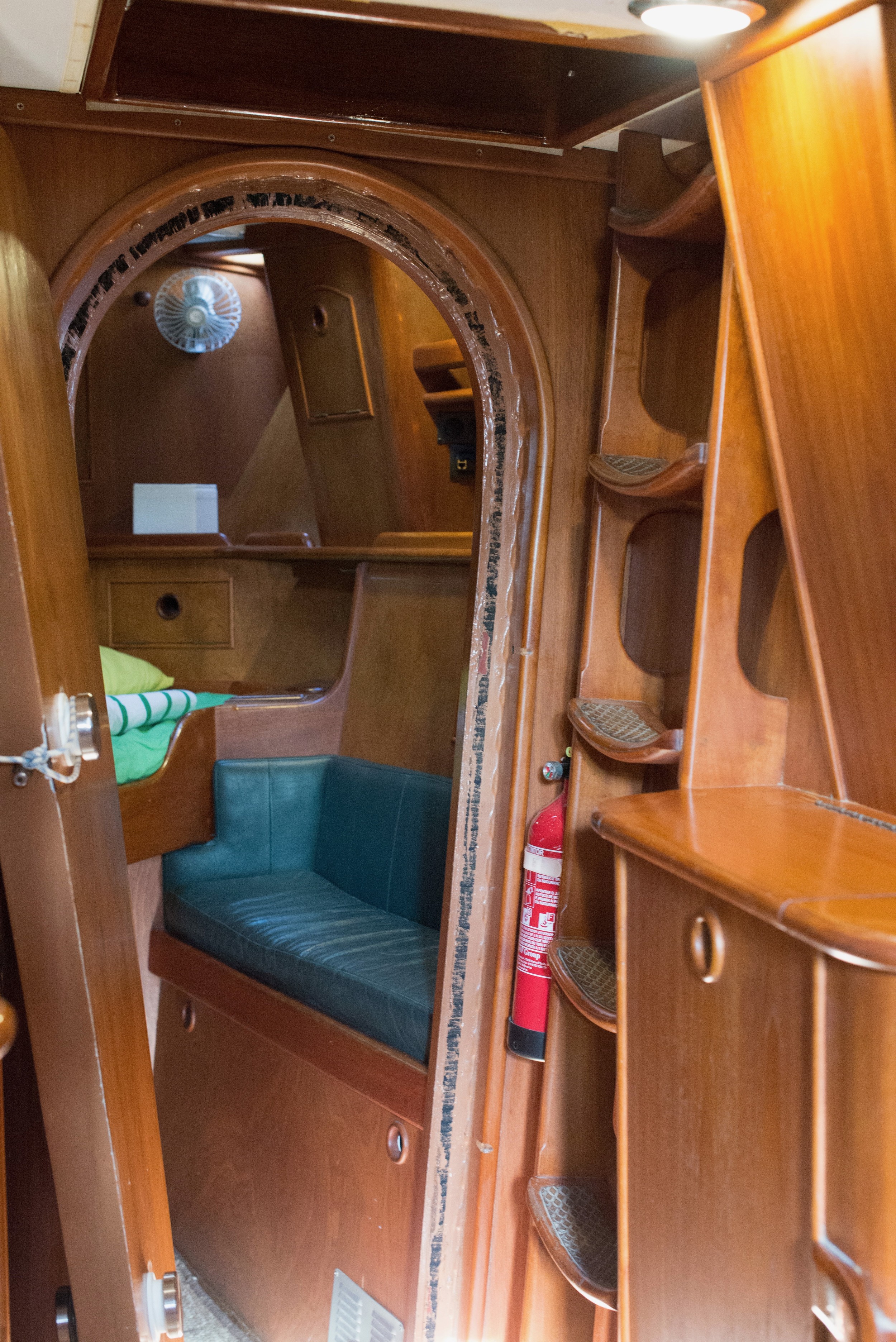 One- Off Yacht Custom Build — foto 26 van 32