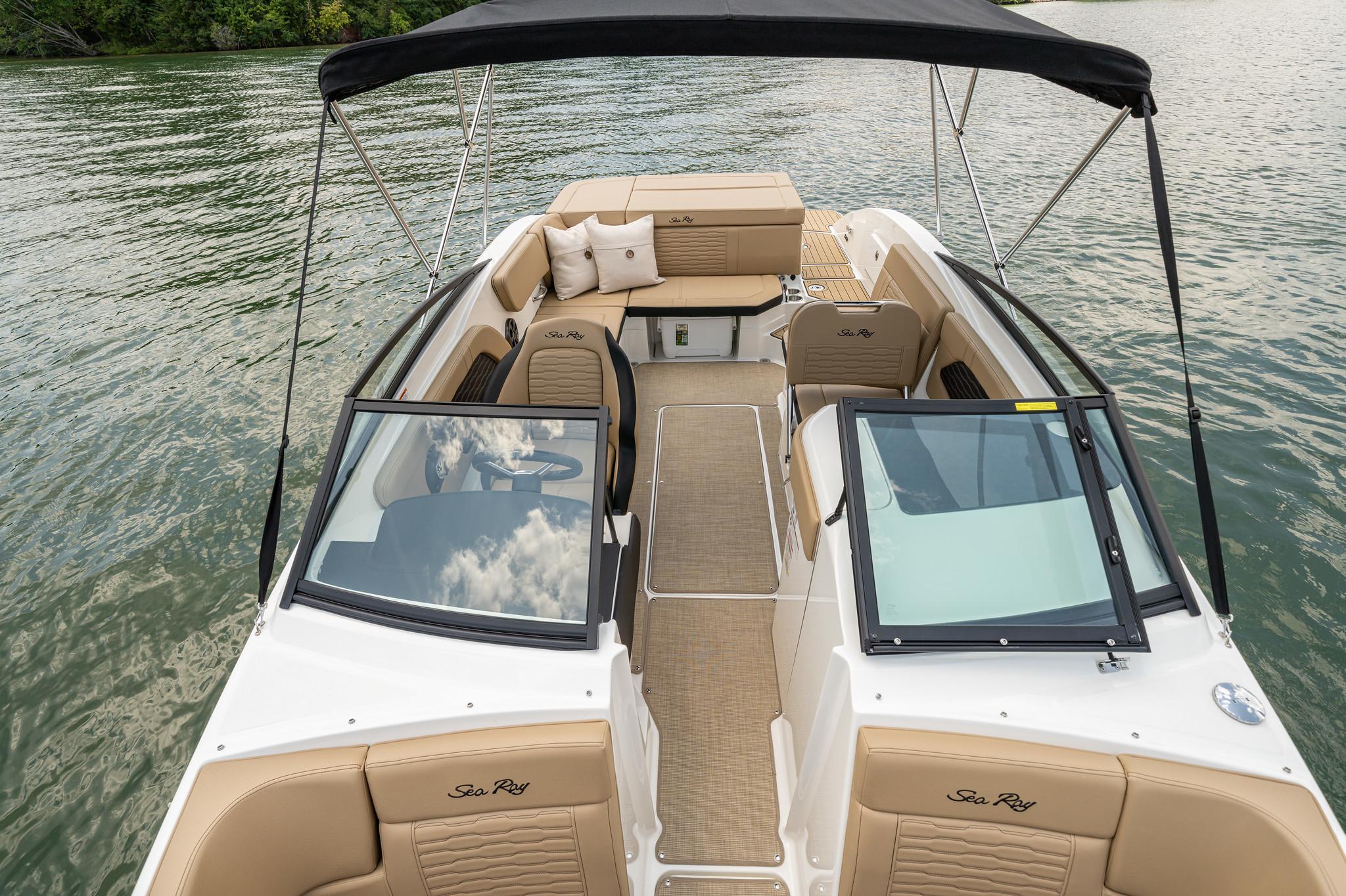 Sea Ray SPX 230 — foto 23 van 27