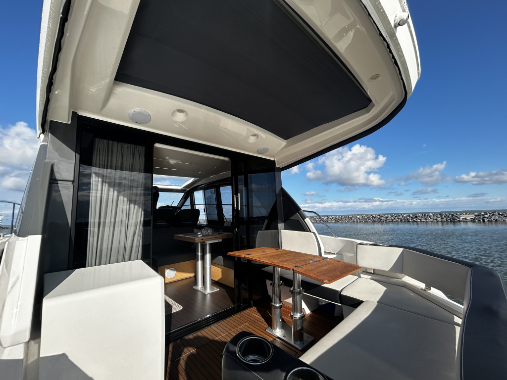 Bavaria Motor Boats R40 Coupé — foto 23 van 51