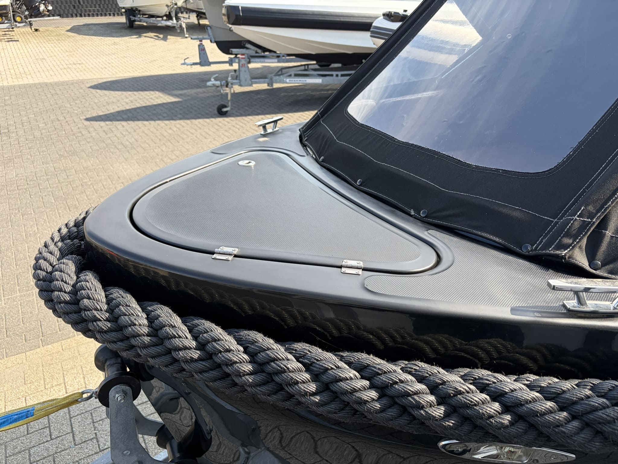 Maxima 600 Tender — foto 14 van 15