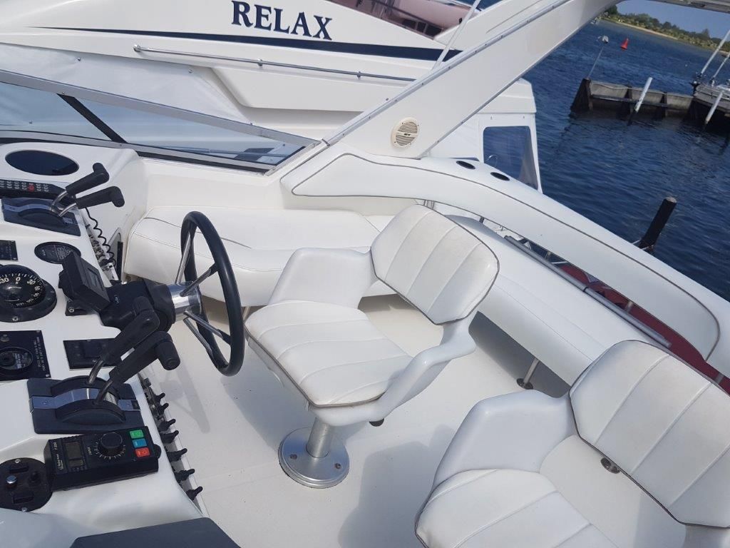 Sea Ray 370 DB — foto 8 van 30