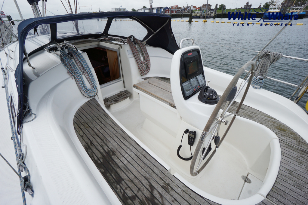 Bavaria 33 Cruiser — foto 17 van 37