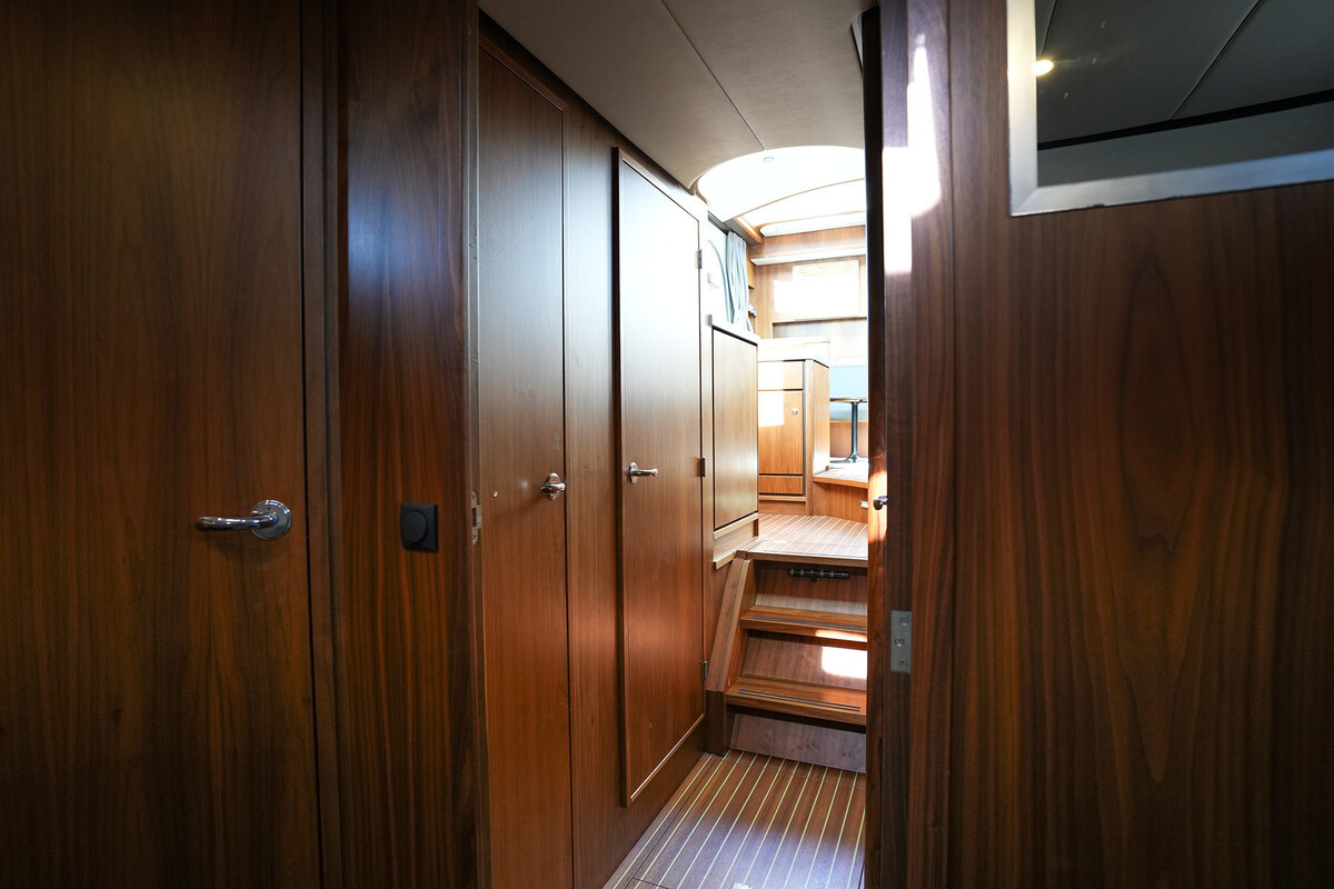 Linssen Grand Sturdy 410 AC Variotop met stabilisator — foto 48 van 79