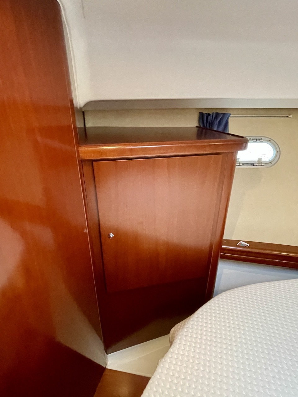 Beneteau Antares 9.80 — foto 19 van 33