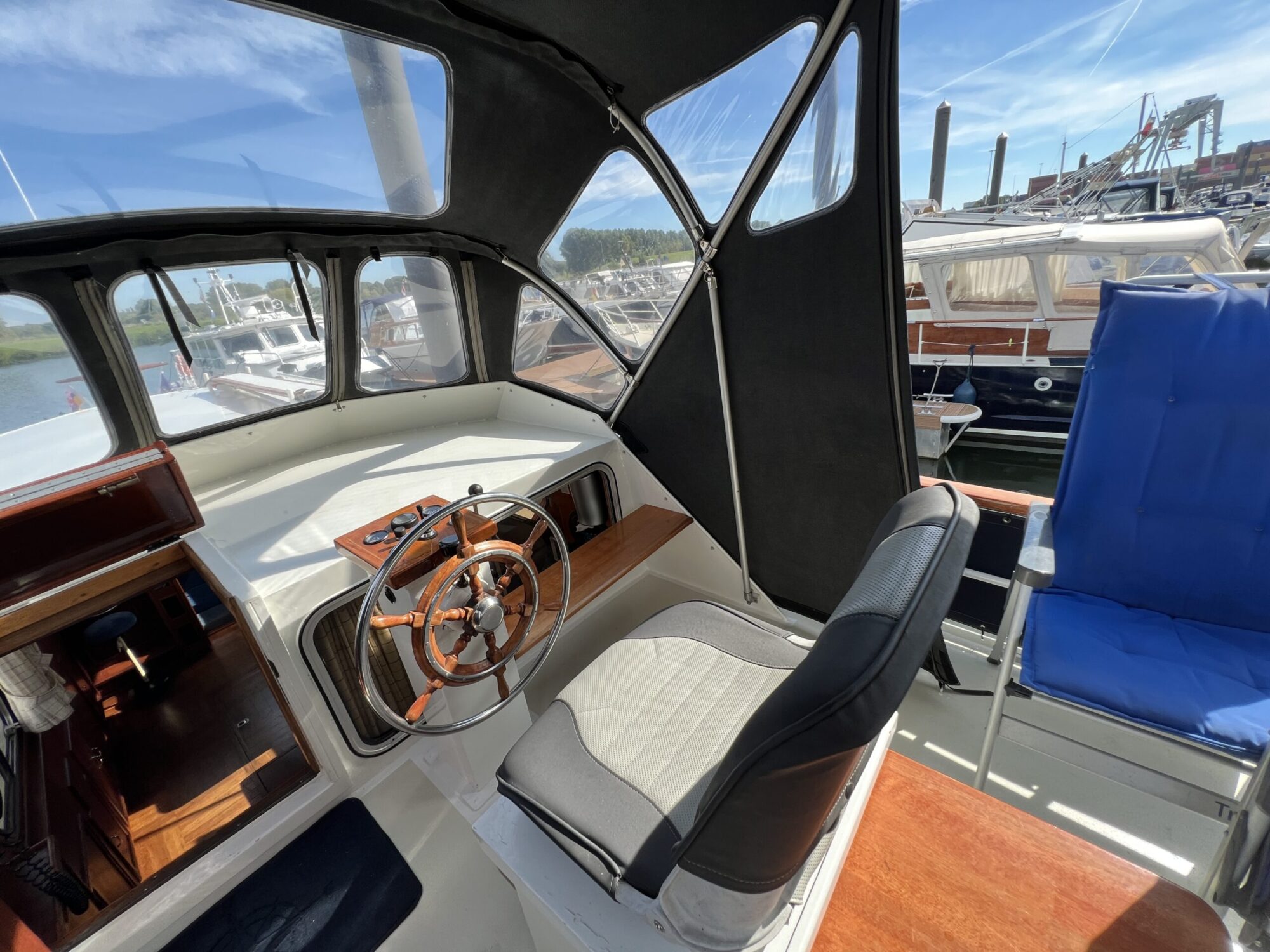 Beachcraft 11.30 AK Cabrio — foto 10 van 34