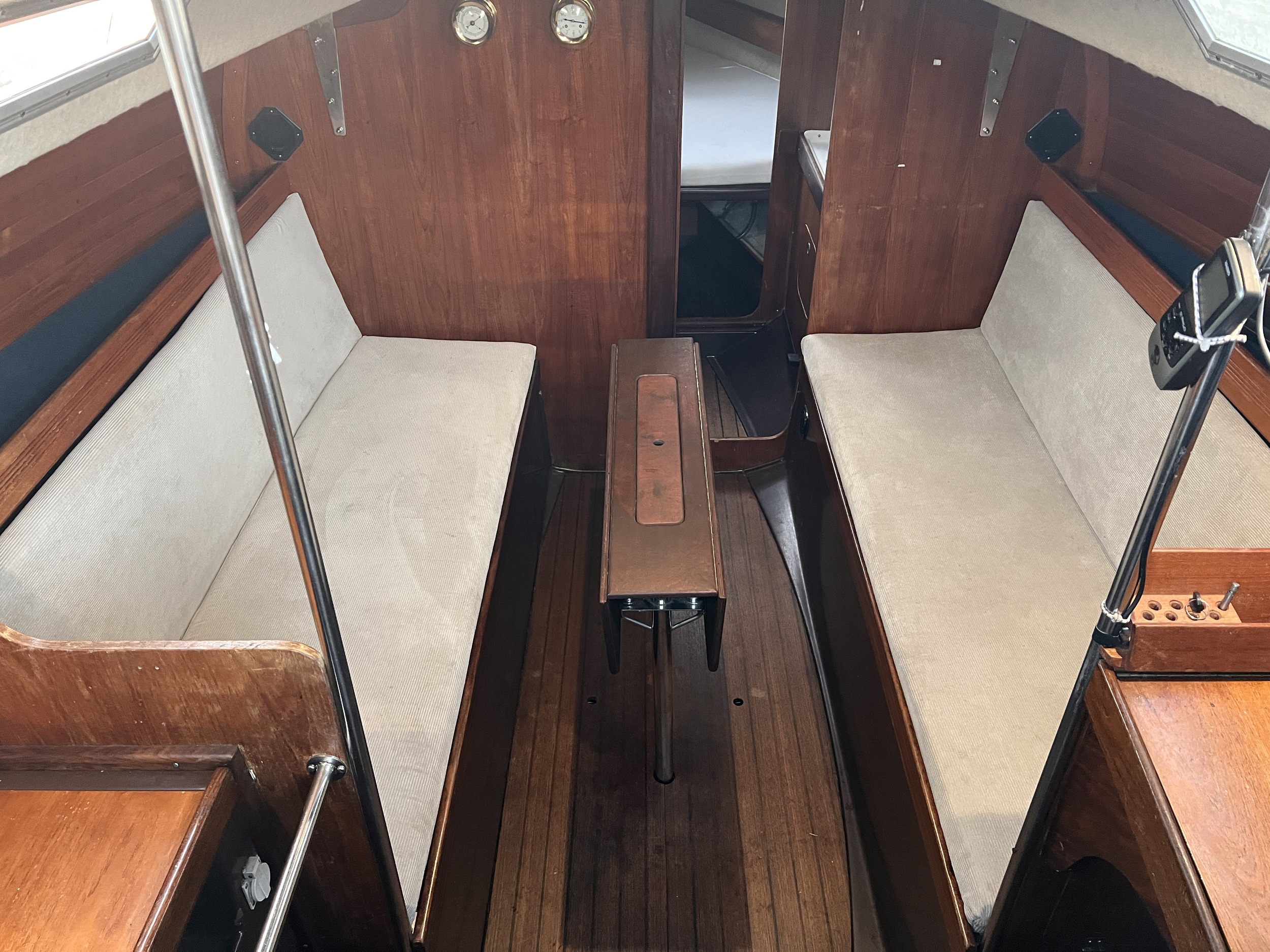 Beneteau First 30 — foto 26 van 38