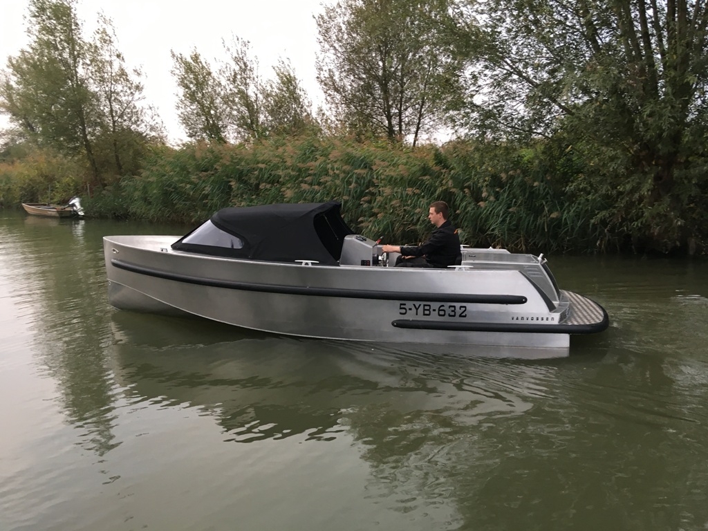 Van Vossen VanVossen Tender 600 (sport) — foto 4 van 8