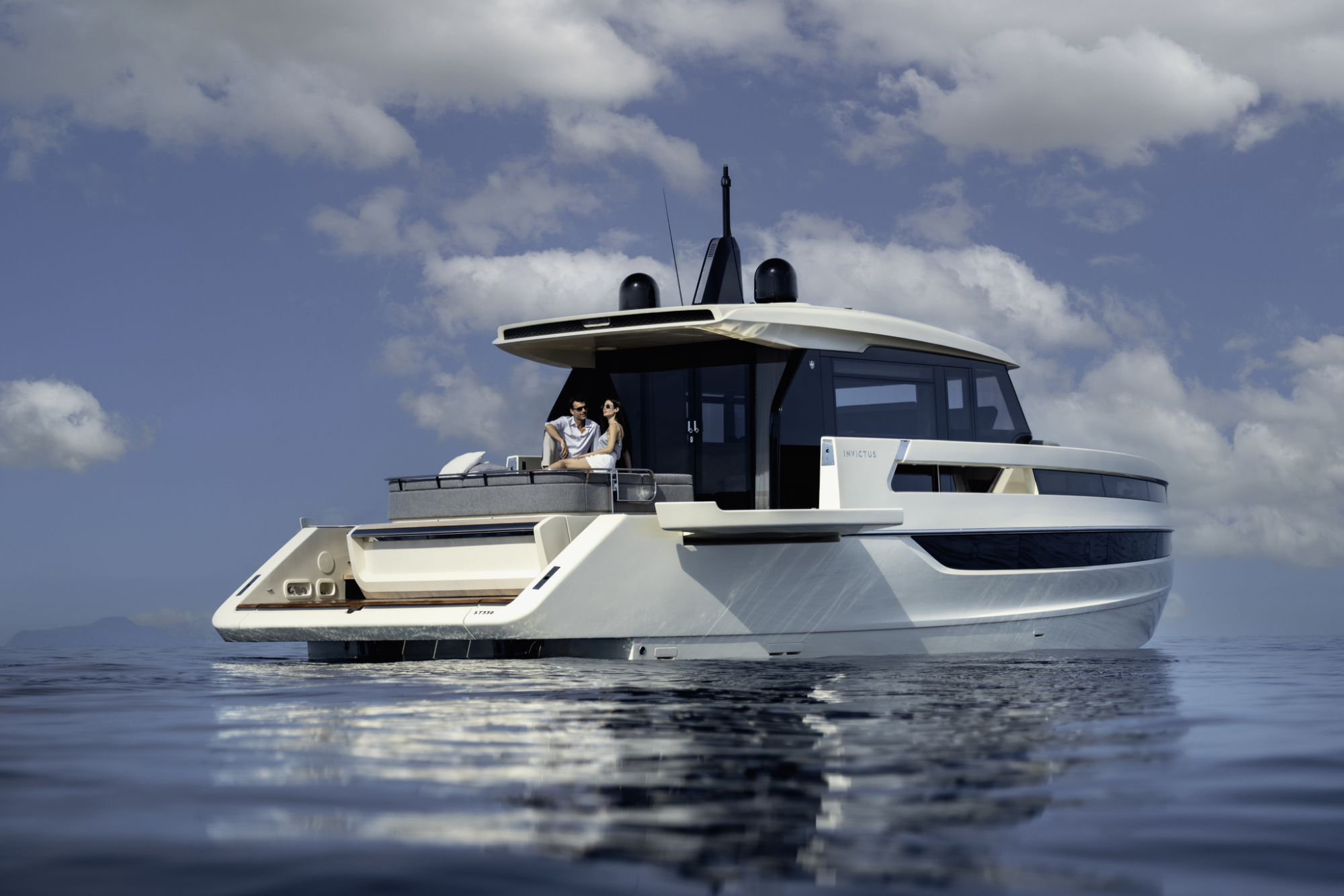 Invictus yachts Invictus ST550 met 2x 950 pk Volvo IPS direct leverbaar — foto 25 van 28