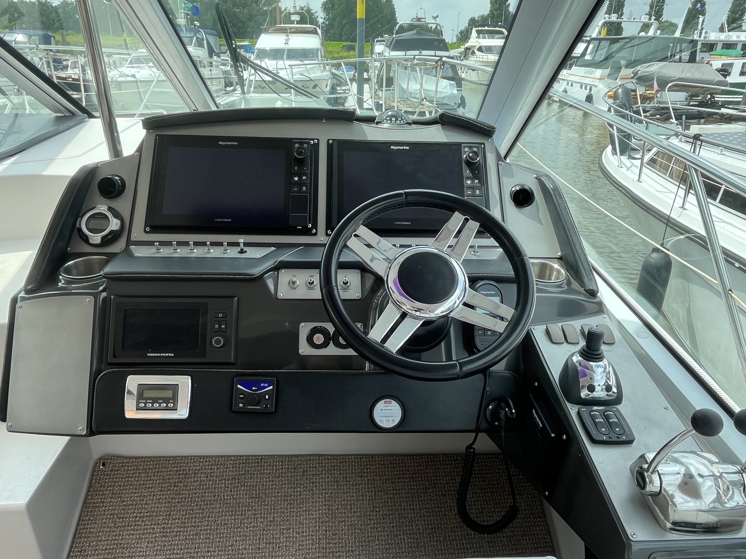 Four Winns V435 - Export — foto 15 van 73