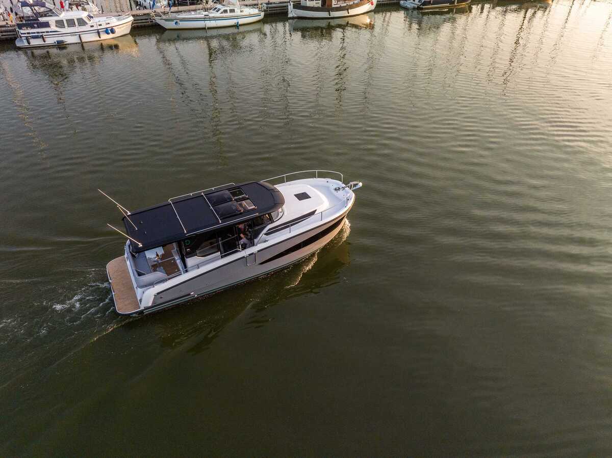 Delphia Yachts 10 Sedan — foto 9 van 12